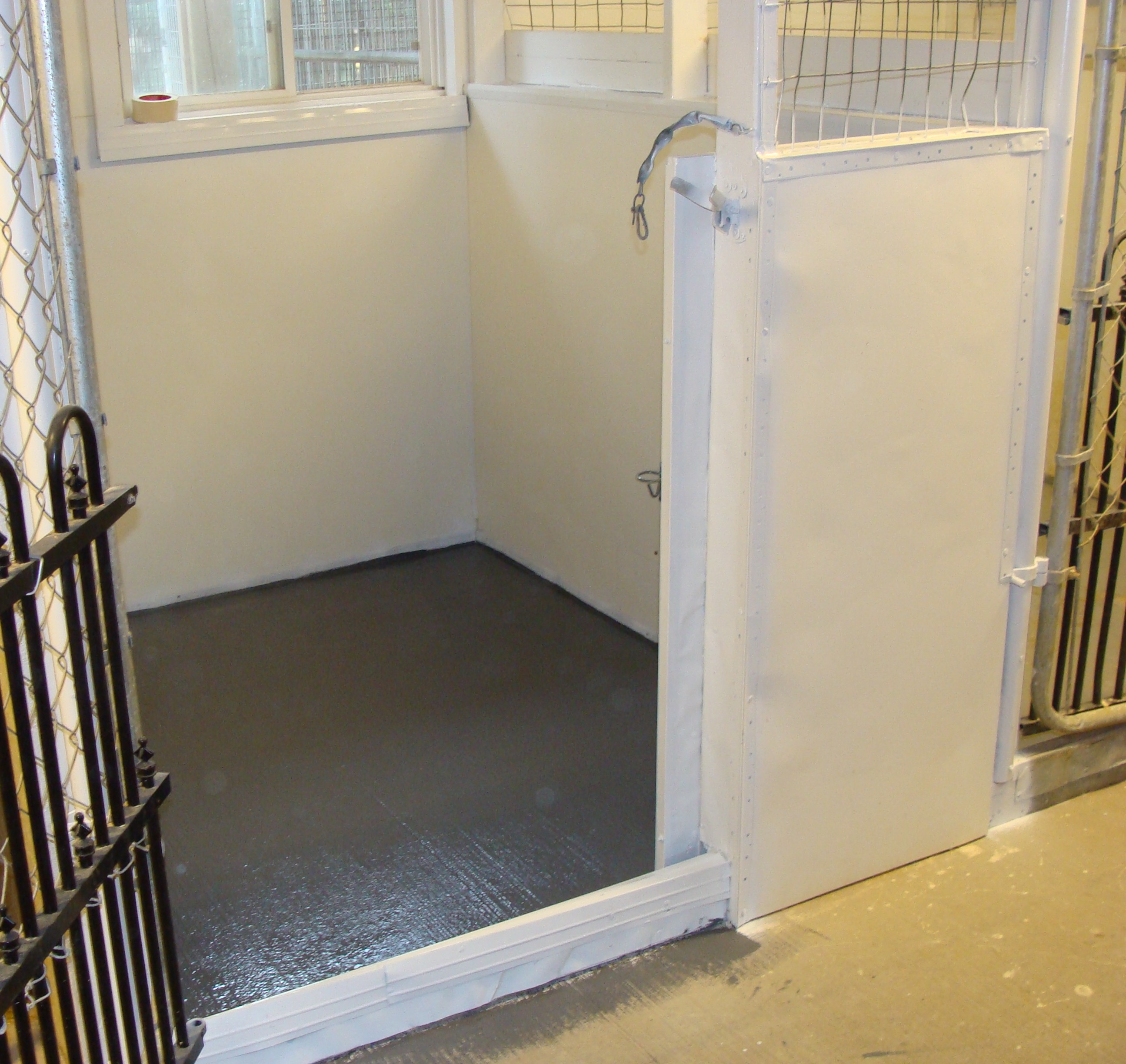 inside020.jpg